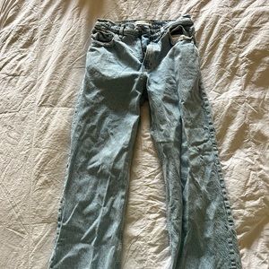 Abercrombie 90’s jeans